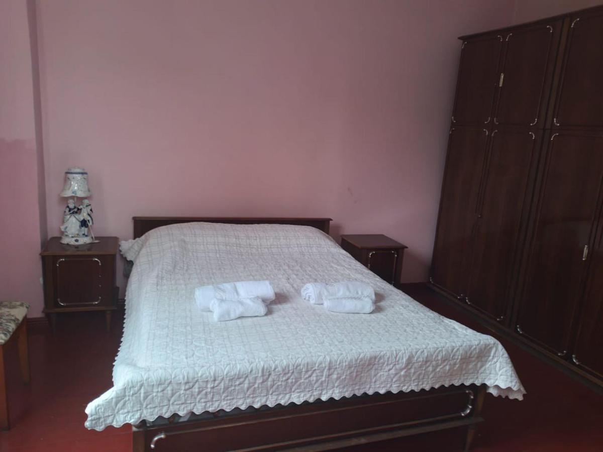 Merabi And Neli Guest House Makhindzsauri Kültér fotó