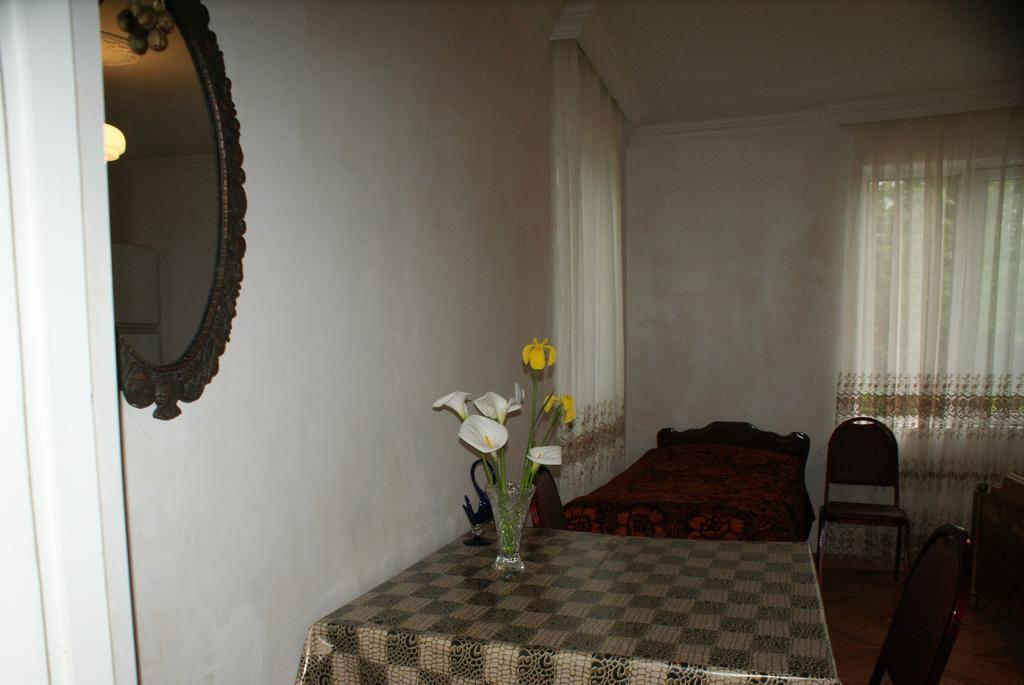 Merabi And Neli Guest House Makhindzsauri Kültér fotó
